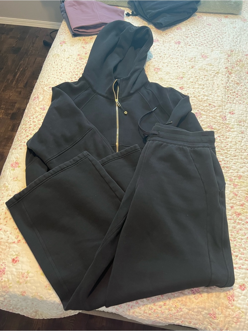 Lululemon Scuba Hoodie & Sweatpants Bundle
